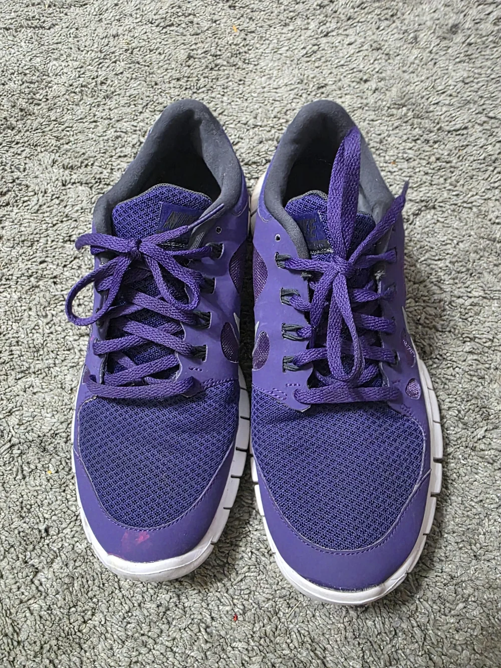 Nike Purple and White Lightweight Running Sneakers